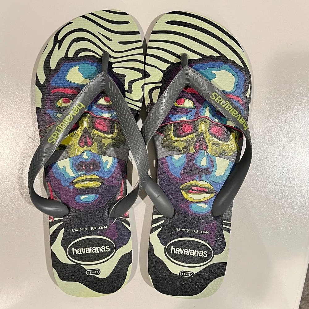 Havaianas Men's Top Skulls Flip Flop Sandal Size 9/10